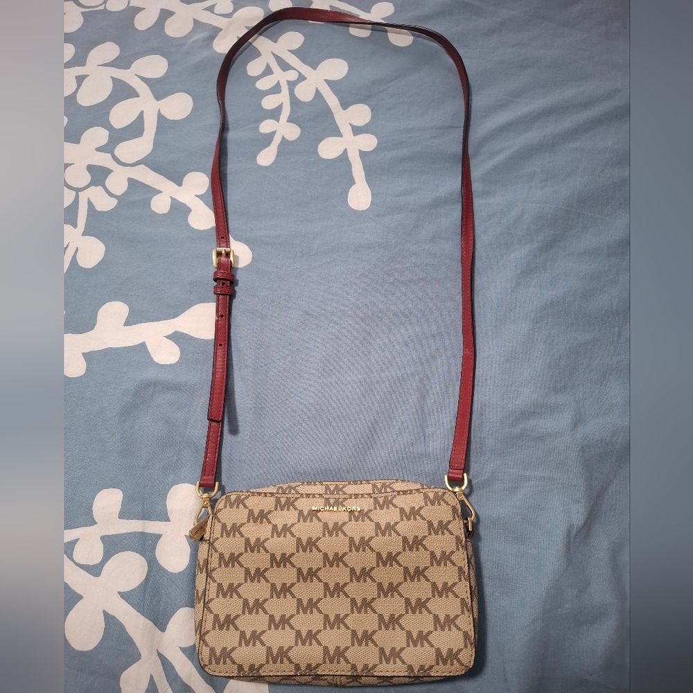 👜Michael Kors Jet Set Signature Canvas Beige Red Crossbody Purse Camera Bag - Picture 4 of 15